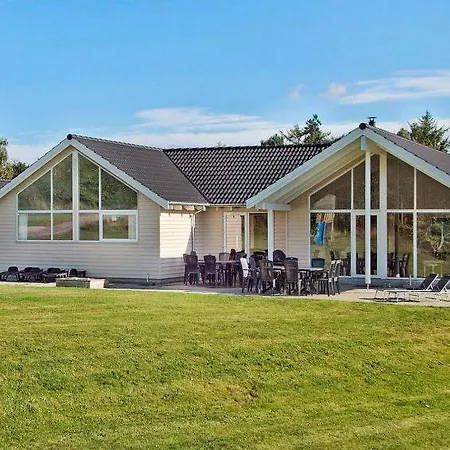 Sleeps 16 Pool Wifi * Tisvilde